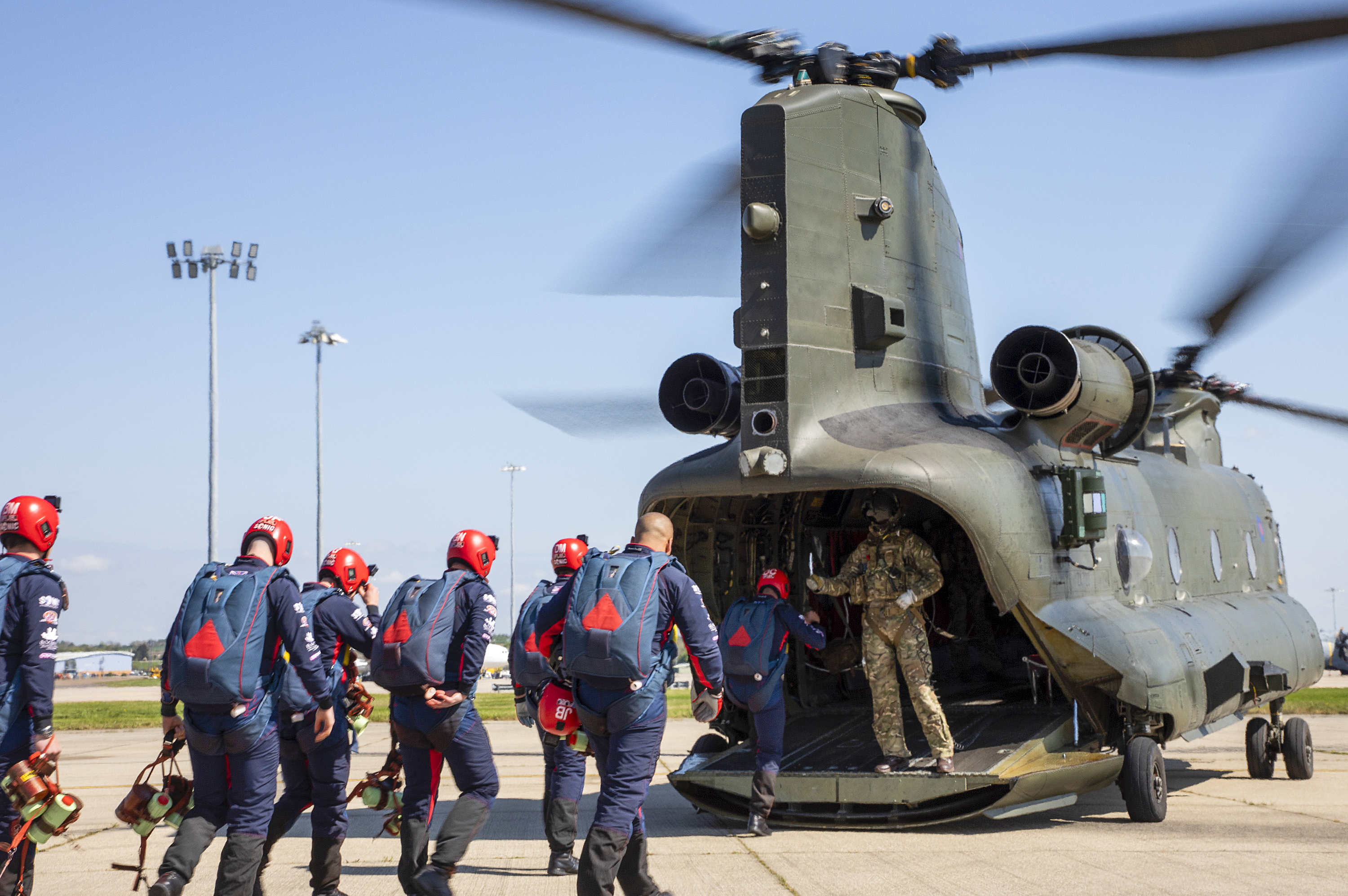 Today (26th April) the RAF Falcons officially began their 2022 season with a spectacular display at RAF Brize Norton, their home base, in front of local schools, sponsors and senior military.